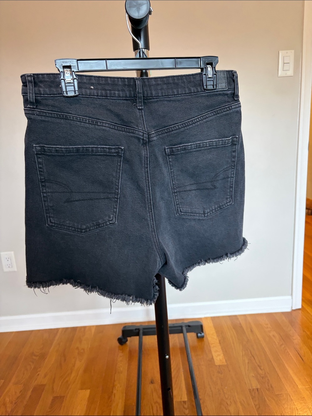 American Eagle Outfitters Black High-Rise Frayed Hem Denim Shorts image 2